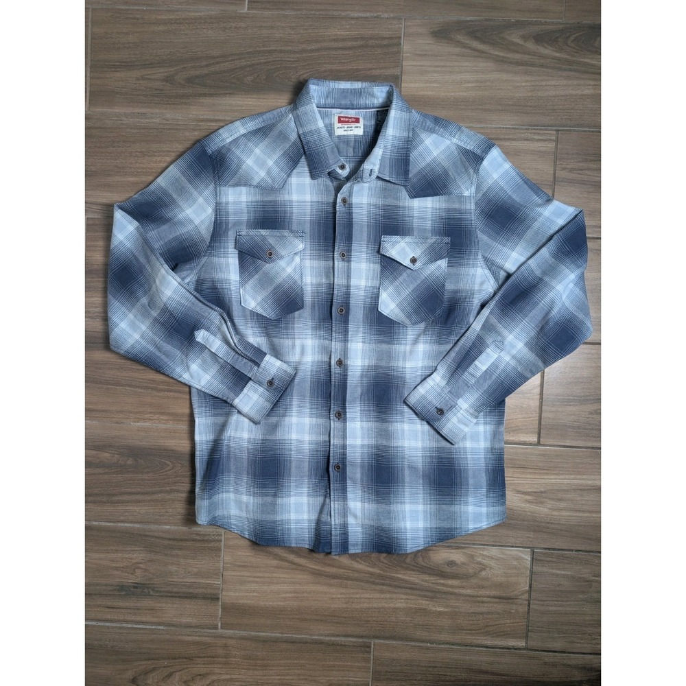 Wrangler Men's XL Blue Gray Plaid Flannel Shirt Jacket Western Snap Workwear
